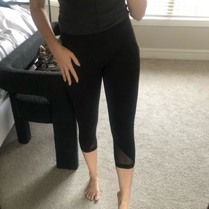 Black lululemon leggings